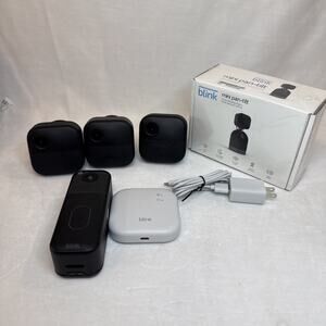 Blink Wireless Outdoor/Indoor Security Camera System 4-Pack Wi-Fi Black